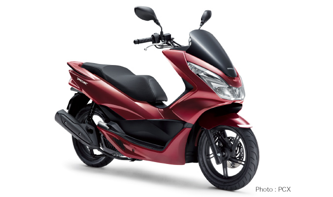 ホンダ　ＰＣＸ　125　レッド